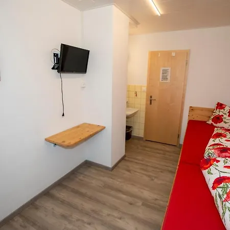 Pensiun Lischana Sent