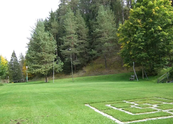 Gasthof Pensiun Lischana